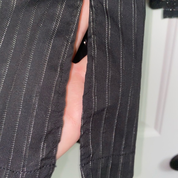 New York & Company button down Tunic blouse in Black with Silver Strips Size S - Picture 5 of 9